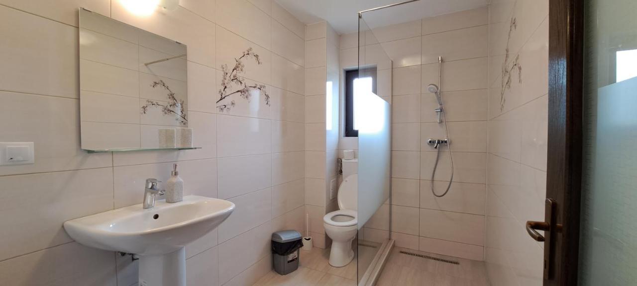 Casa De Vacanta Apartment บราน ภายนอก รูปภาพ